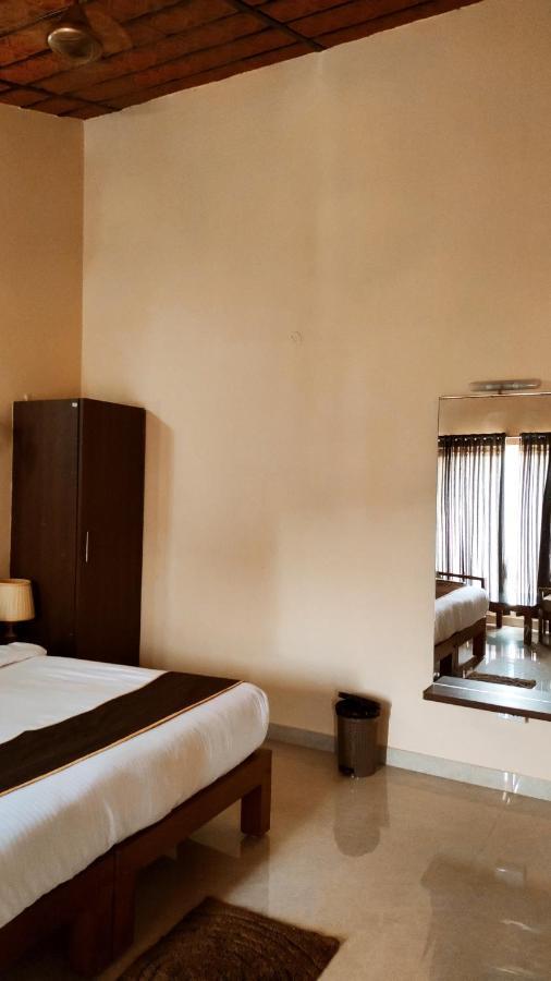 Badami Heritage Resort Exterior foto