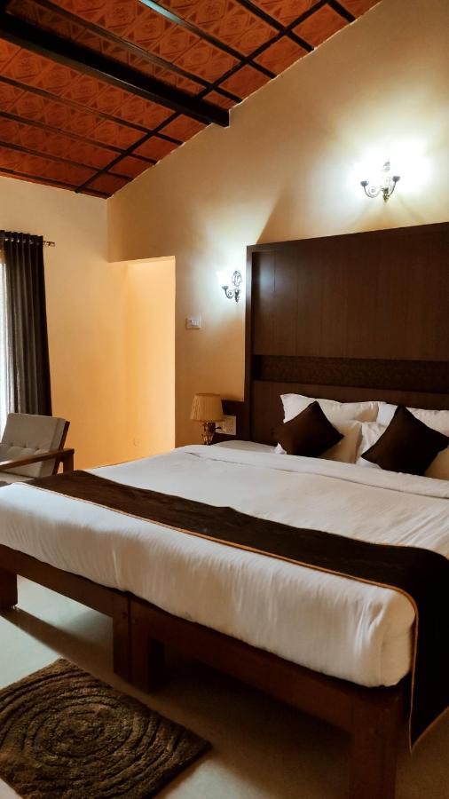 Badami Heritage Resort Exterior foto